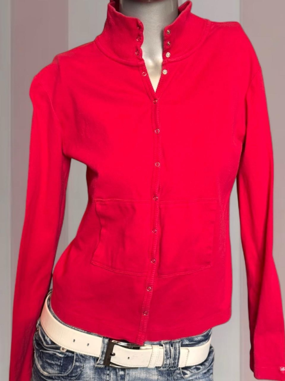 La Senza Vintage Y2K snap-button sweater